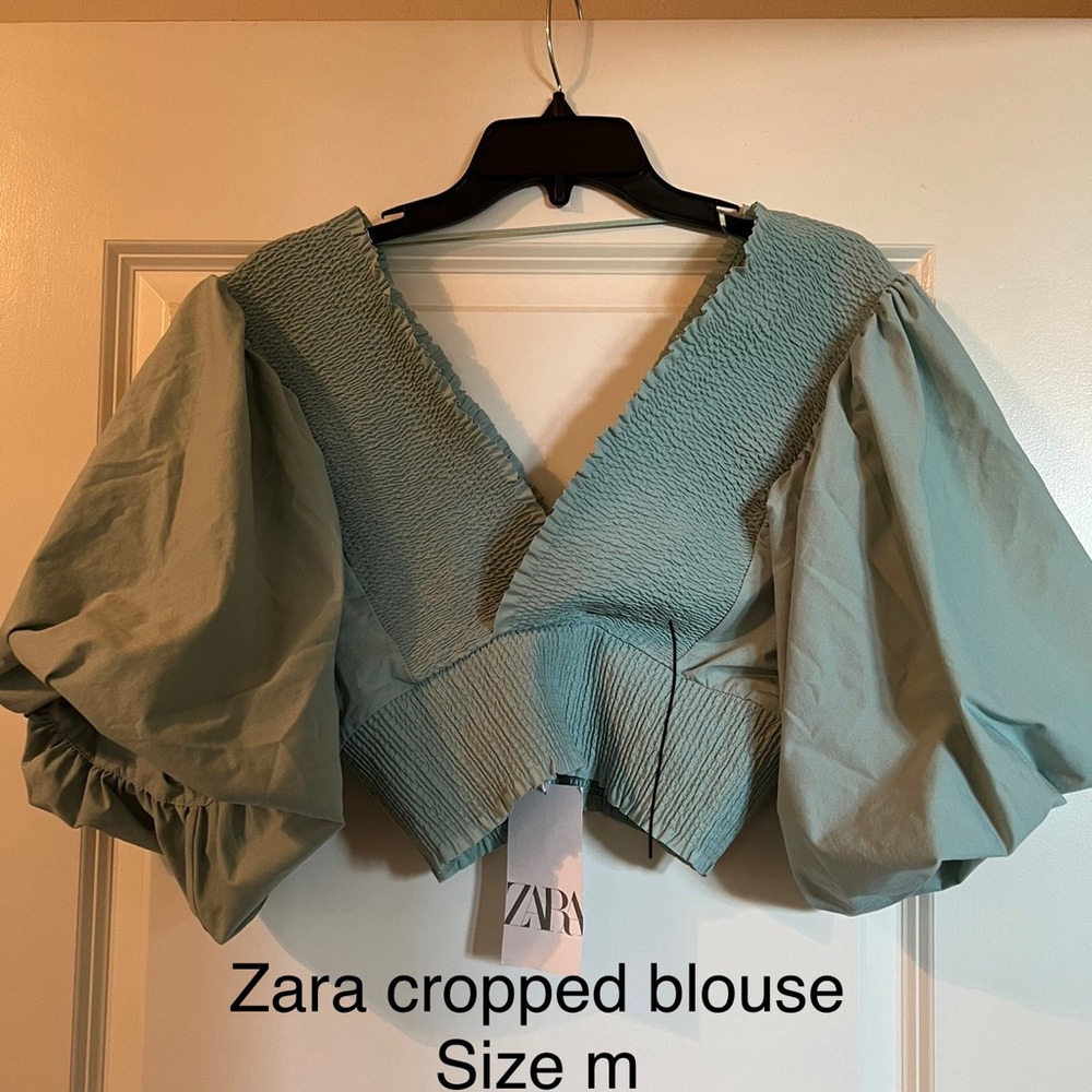 Zara cropped blouse size m